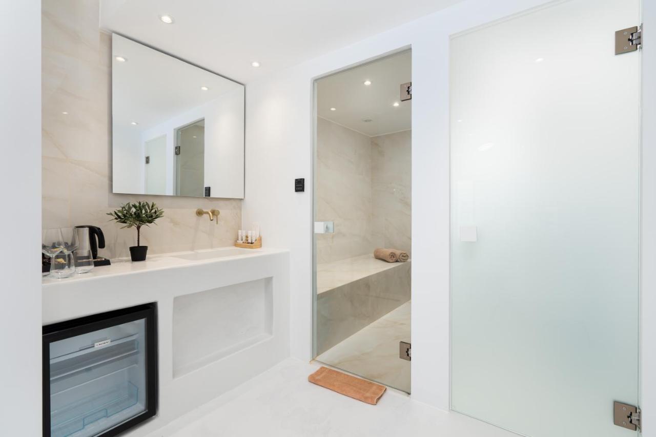 Cycladic Suites & Spa Fira  Exterior photo