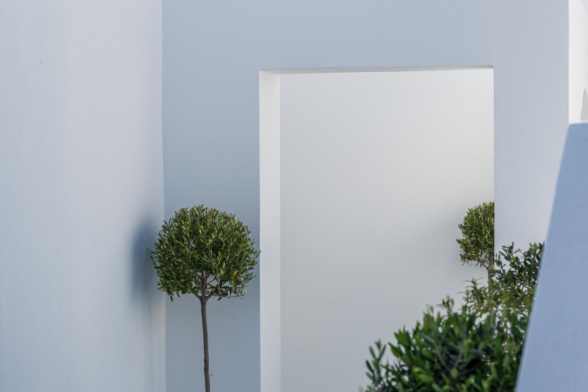 Cycladic Suites & Spa Fira  Exterior photo