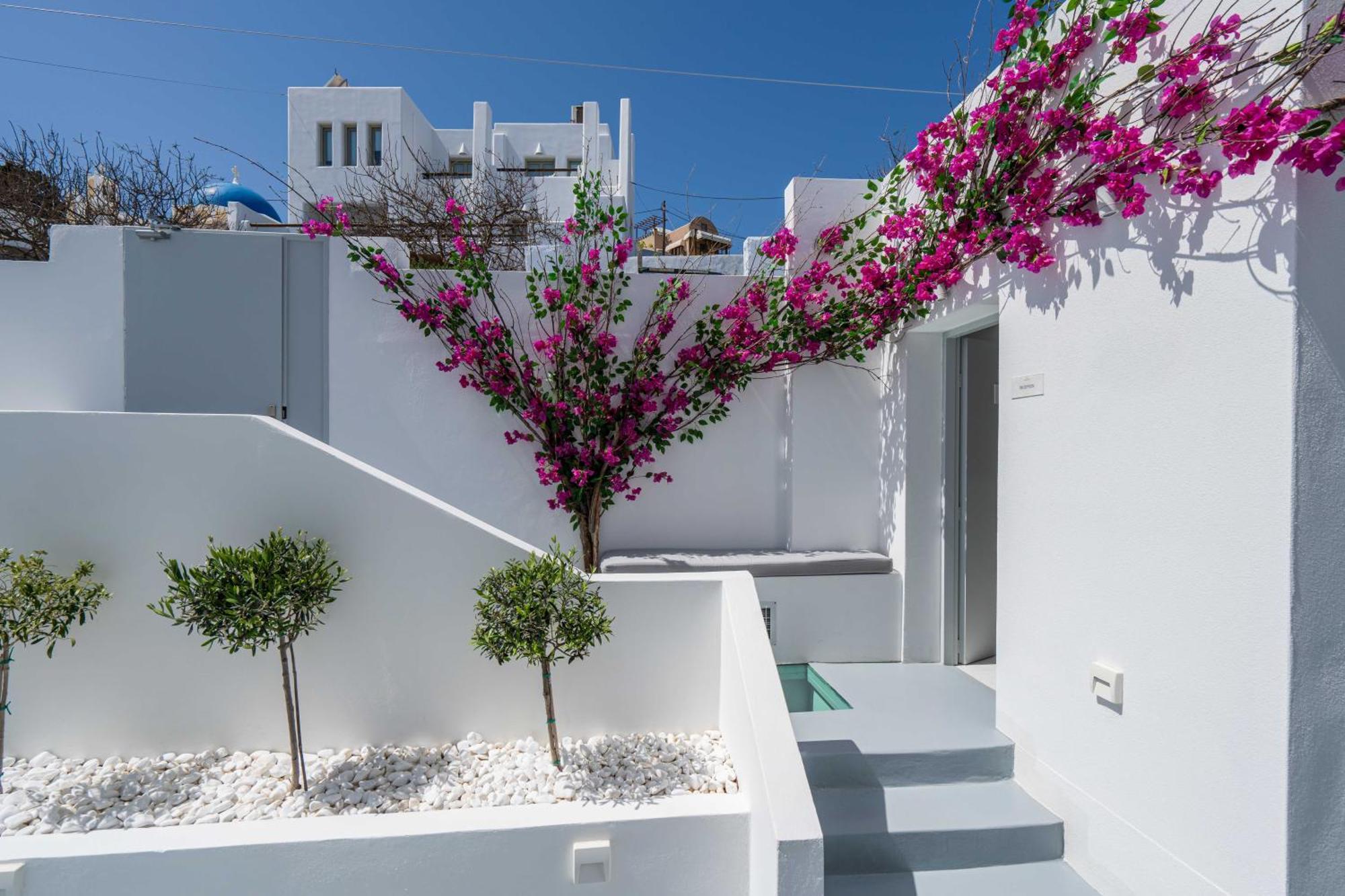 Cycladic Suites & Spa Fira  Exterior photo